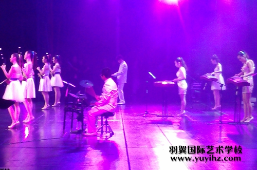 2013年上海工商文藝演出-東方藝術(shù)中心學(xué)員實習(xí)
