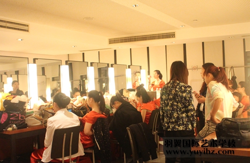 2013年上海工商文藝演出-東方藝術(shù)中心學(xué)員實習(xí)