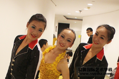 2013年上海工商文藝演出-東方藝術(shù)中心學(xué)員實習(xí)