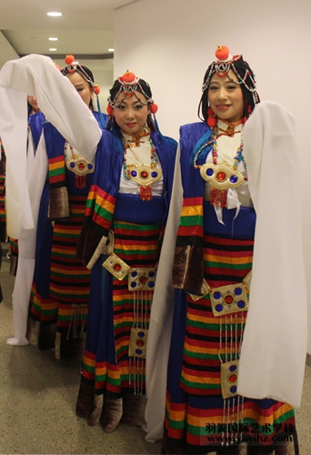 2013年上海工商文藝演出-東方藝術(shù)中心學(xué)員實習(xí)