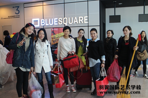 韓國(guó)首爾國(guó)際化妝大賽“羽翼國(guó)際師生”參賽情景