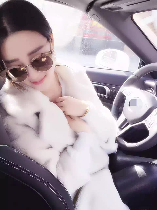 羽翼國(guó)際白領(lǐng)麗人形象設(shè)計(jì)班學(xué)員風(fēng)采